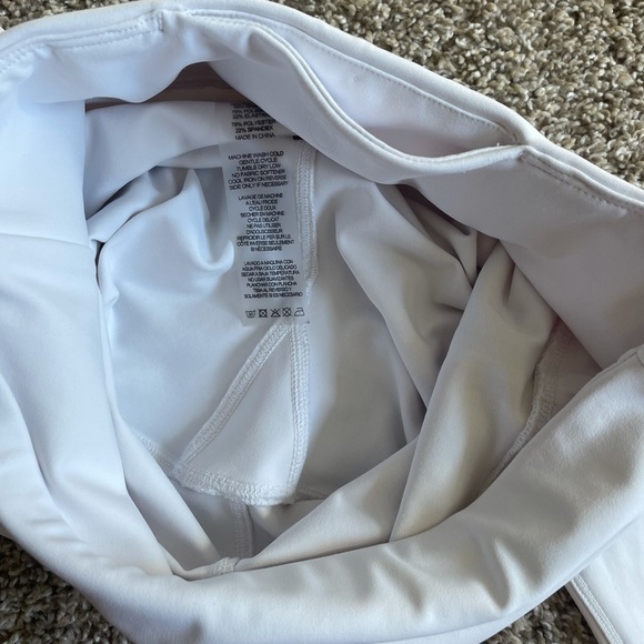 Good American The Americana High Rise 7/8 Leggings - Picture 10 of 10